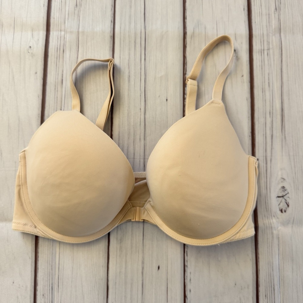 PINK Victoria's Secret Push Up Bra 34D Front Close Nude‎ Smooth Underwire